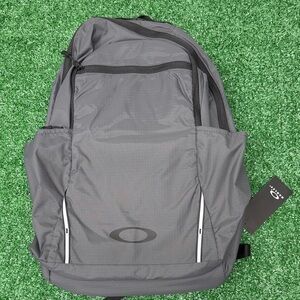 Oakley Sport Backpack 28 Liter Forged Iron NWT